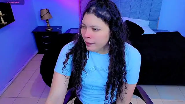 Snapshot of Lana_stone_ chatting on 10.28.25 Lana stone online show from 10.28.25