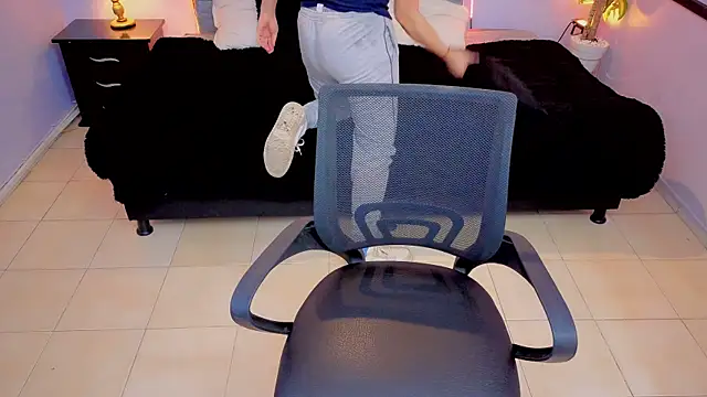 Snapshot of Lana_stone_ chatting on 10.30.25 Lana stone online show from 10.30.25