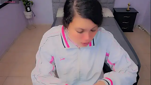 Snapshot of Lana_stone_ chatting on 11.30.25 Lana stone online show from 11.30.25