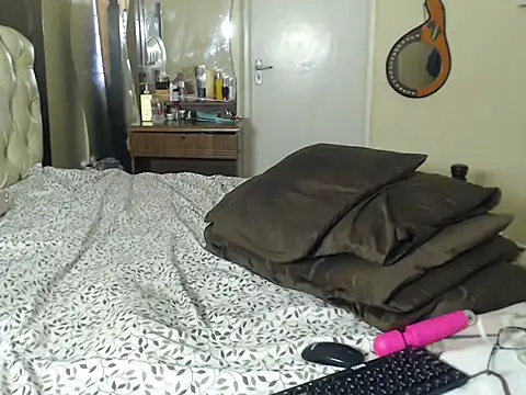 Snapshot of joyy_love chatting on 03.27.26 joyy love online show from 03.27.26