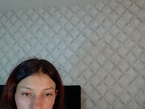 Snapshot of Emma-Wilson chatting on 02.15.26 Emma-Wilson online show from 02.15.26