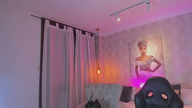 Shantall   online show from 01.14.26