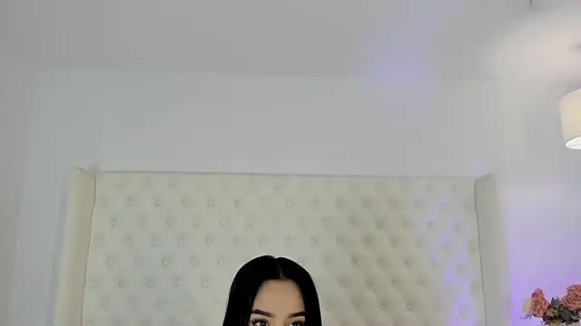 Snapshot of MALENA-ANGEL chatting on 12.27.24 MALENA-ANGEL online show from 12.27.24