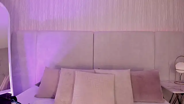 Snapshot of MALENA-ANGEL chatting on 09.08.25 MALENA-ANGEL online show from 09.08.25