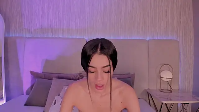 Snapshot of MALENA-ANGEL chatting on 10.17.25 MALENA-ANGEL online show from 10.17.25