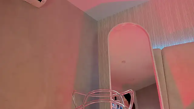 Snapshot of MALENA-ANGEL chatting on 11.20.25 MALENA-ANGEL online show from 11.20.25