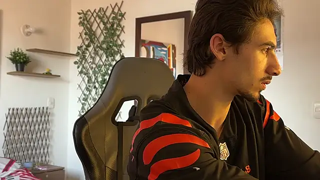 David Brown18 online show from 02.09.26