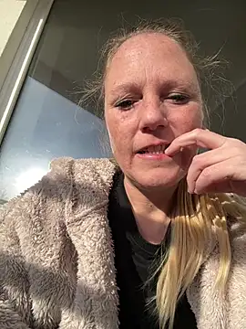 MoniqueLaFee online show from 02.19.26