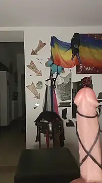 Snapshot of freyamoret chatting on 12.05.25 freyamoret online show from 12.05.25