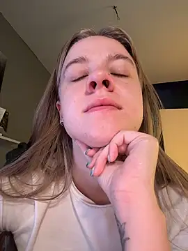 candy maggie online show from 11.24.25