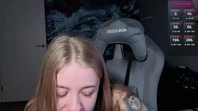 candy maggie online show from 12.18.25