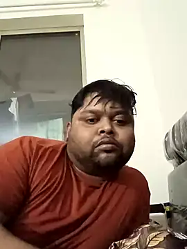 Snapshot of julywwrt chatting on 12.18.24 julywwrt online show from 12.18.24