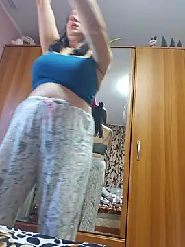 KristenVega online show from 10.11.25