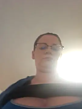 KristenVega online show from 11.20.25