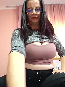 Snapshot of KristenVega chatting on 01.09.26 KristenVega online show from 01.09.26