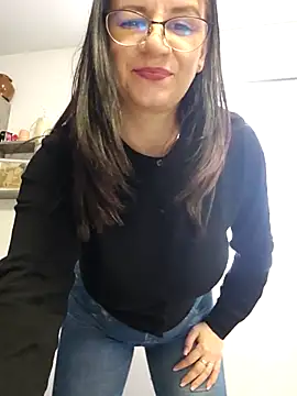 Snapshot of KristenVega chatting on 02.12.26 KristenVega online show from 02.12.26