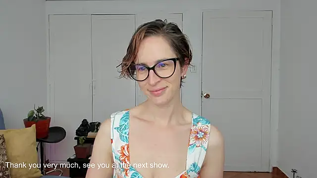 cuddlingbunny online show from 10.22.25