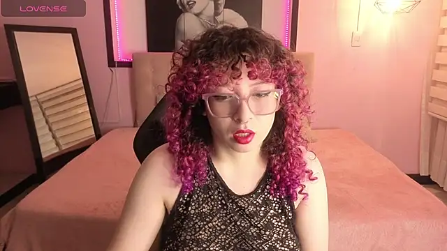 Snapshot of _Androm3da_ chatting on 07.19.26 Androm3da online show from 07.19.26