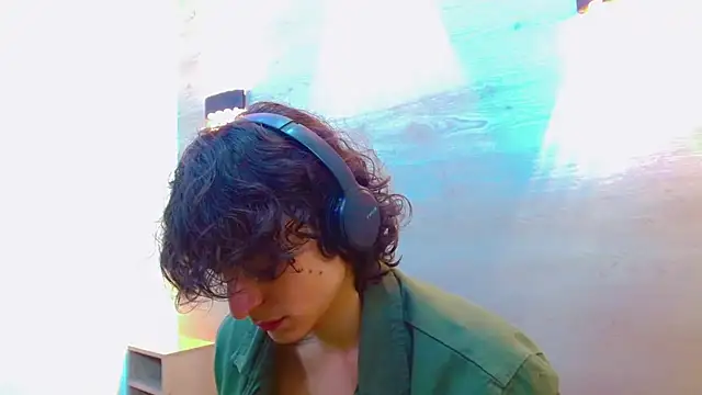 Sr BonnyEthan online show from 09.24.25