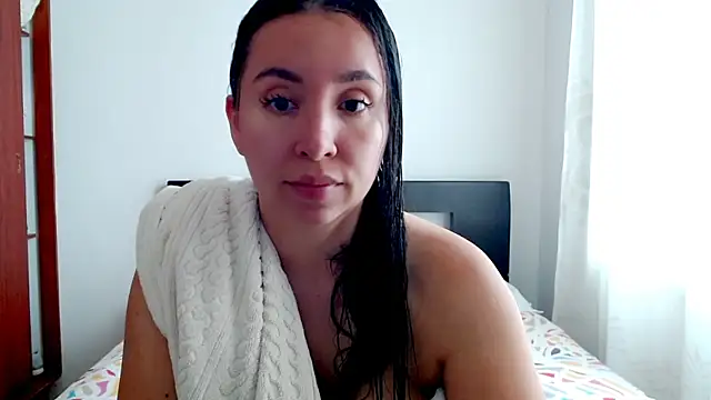 emely sexx20 online show from 09.12.25