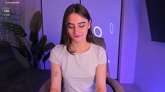 Snapshot of helen_ramsay chatting on 12.08.24 helen ramsay online show from 12.08.24