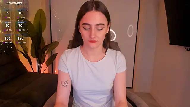 Snapshot of helen_ramsay chatting on 01.14.25 helen ramsay online show from 01.14.25