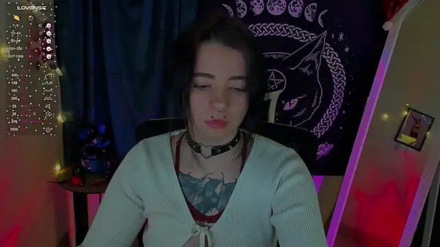 Snapshot of Sam_Mystery chatting on 01.10.25 Sam Mystery online show from 01.10.25