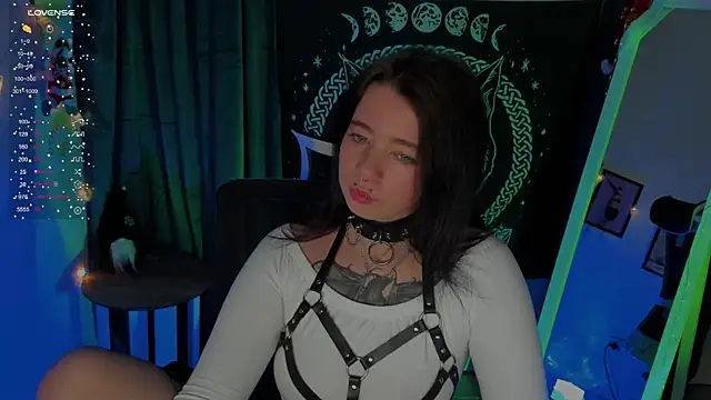 Snapshot of Sam_Mystery chatting on 01.17.25 Sam Mystery online show from 01.17.25