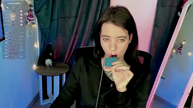 Snapshot of Sam_Mystery chatting on 01.18.25 Sam Mystery online show from 01.18.25