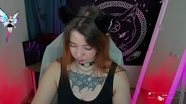 Snapshot of Sam_Mystery chatting on 10.26.25 Sam Mystery online show from 10.26.25