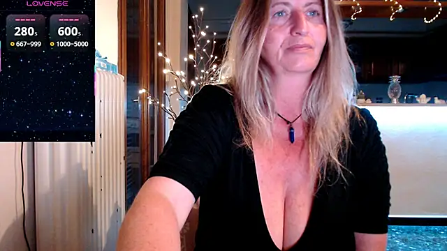 JennaDeluxe online show from 03.18.26