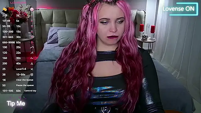 Miss Maya Mils online show from 02.19.25