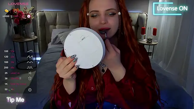 Miss Maya Mils online show from 03.18.25