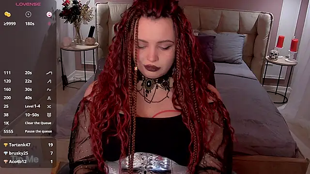 Snapshot of Miss_Maya_Mils chatting on 02.03.26 Miss Maya Mils online show from 02.03.26