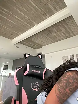 Your Paris online show from 11.22.25