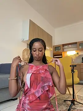Your Paris online show from 05.17.26