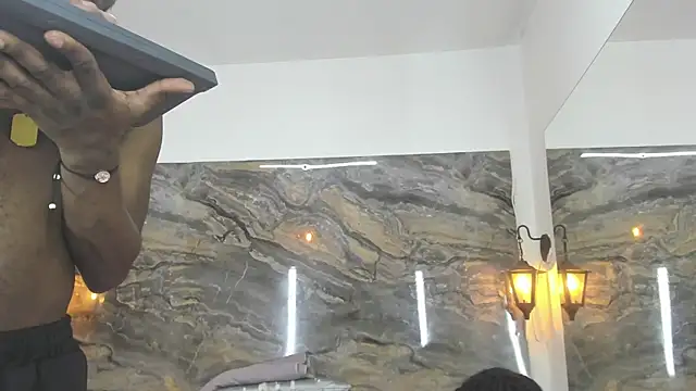 Snapshot of kaleb_violeta_1 chatting on 12.14.25 kaleb violeta 1 online show from 12.14.25