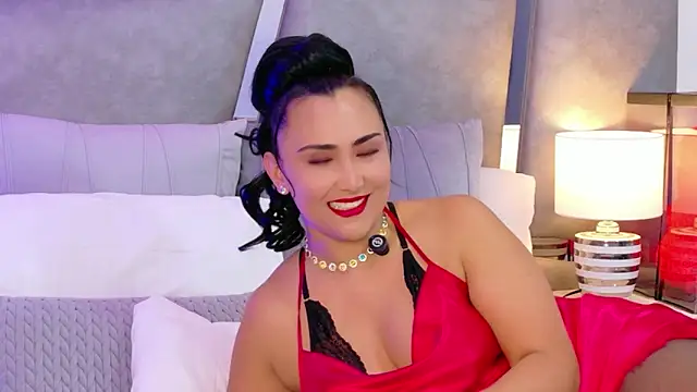 Evangeline Taylorr online show from 11.07.25