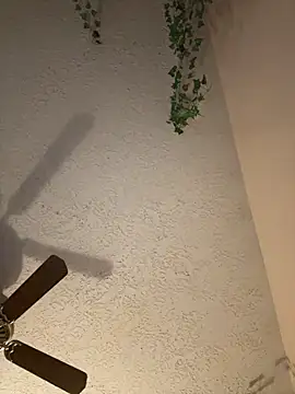 Snapshot of magicalc00ch chatting on 02.22.25 magicalc00ch online show from 02.22.25