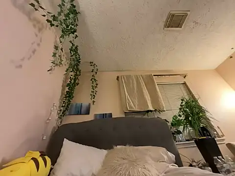 Snapshot of magicalc00ch chatting on 01.17.26 magicalc00ch online show from 01.17.26