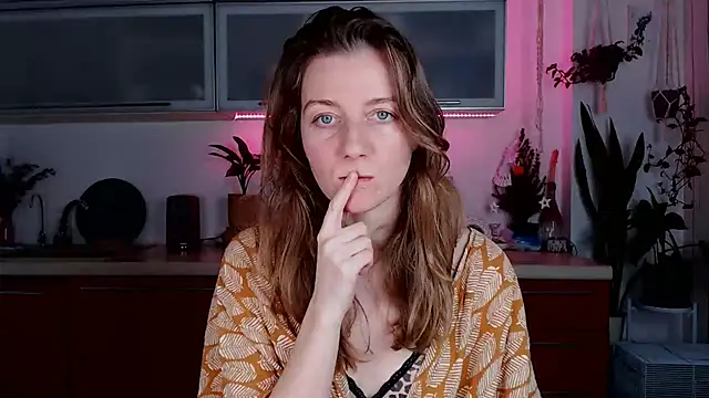 Snapshot of Elly_Helly chatting on 01.02.25 Elly Helly online show from 01.02.25