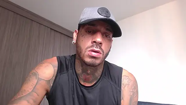 mulatos16 online show from 12.16.24