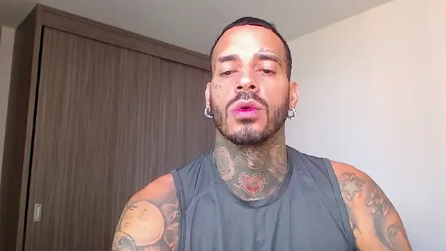 mulatos16 online show from 01.20.25