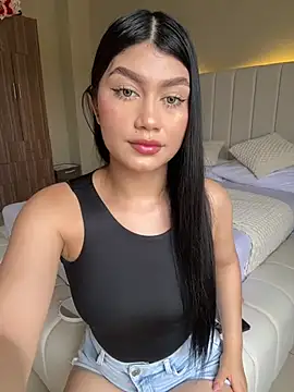 EmmaMartiinez online show from 05.02.26