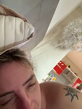 casalinga88 online show from 03.18.25