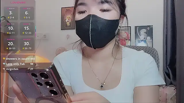 Berrysweet 68 online show from 03.08.25