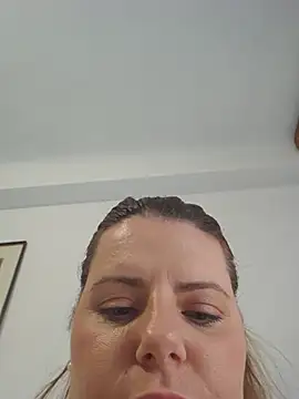 KarlyGray10 online show from 05.28.26