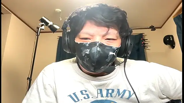 Snapshot of tokimori chatting on 01.23.25 tokimori online show from 01.23.25