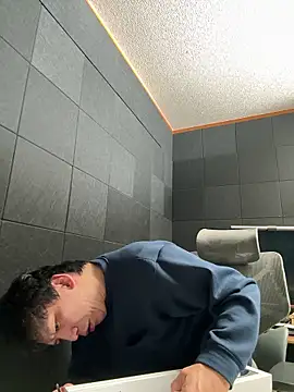 Snapshot of tokimori chatting on 11.05.25 tokimori online show from 11.05.25