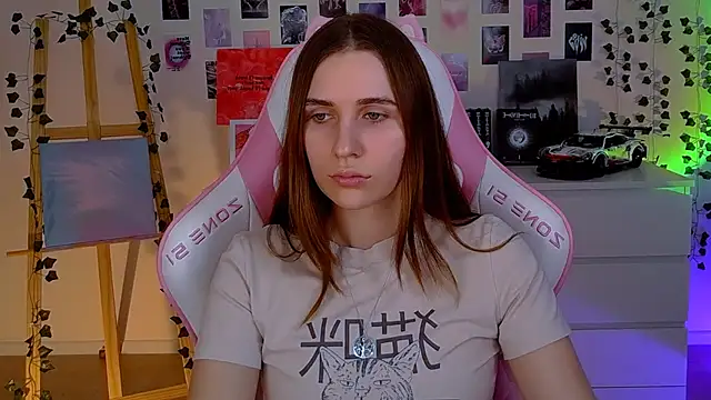 AliceCharmy online show from 02.14.25